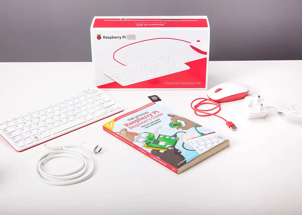 Raspberry Pi 400 Desktop Computer KIT (Italian Layout)