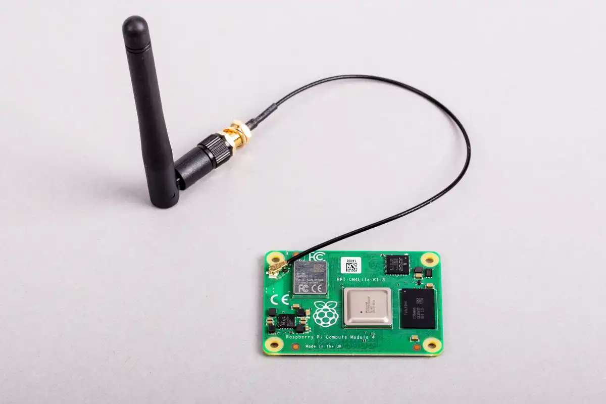 Raspberry Pi Antenna Kit