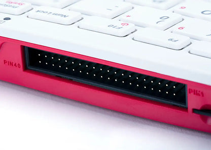Raspberry Pi 400 Desktop Computer KIT (Italian Layout)
