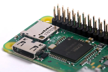 Raspberry Pi Zero WH con header pre-soldered